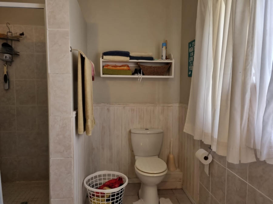 3 Bedroom Property for Sale in Heuningkloof Western Cape